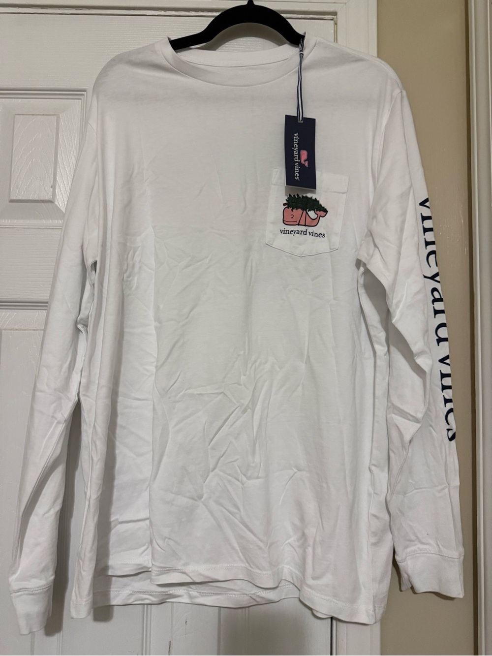Vineyard Vines White Long-Sleeve Pocket Tee with Pink Whale Graphic